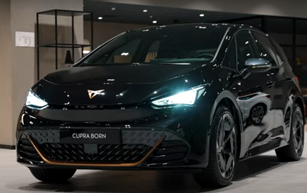 Yeni CUPRA Born Araç Tanıtımı 